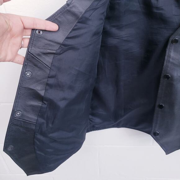 Genuine Leather Thick Black Snap Front Vanguard Biker Vest Men's Size Medium M - Picture 5 of 9